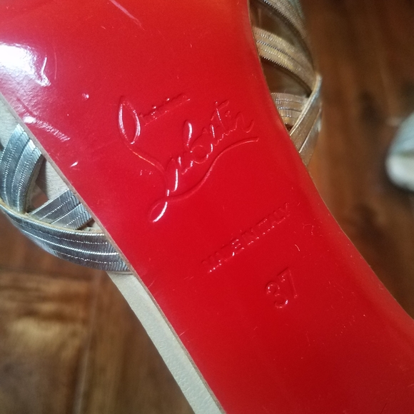 Christian Louboutin heels - Picture 5 of 12